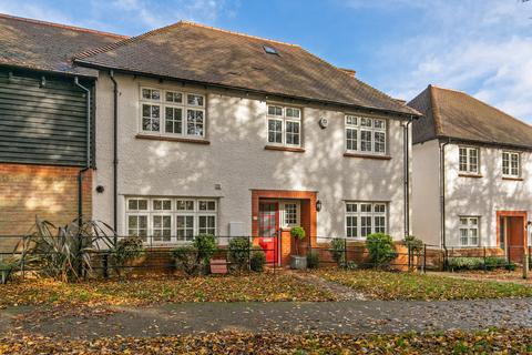 5 Monks Walk, Winchester, SO23 7GD