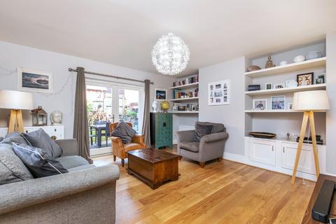 5 Monks Walk, Winchester, SO23 7GD