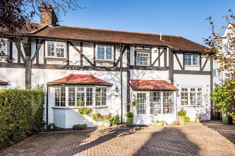 6 Hillcrest Road, Purley, CR8 2JE