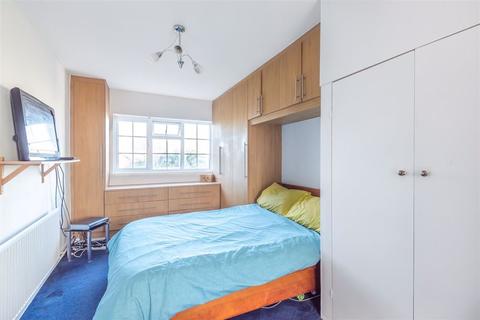 6 Hillcrest Road, Purley, CR8 2JE