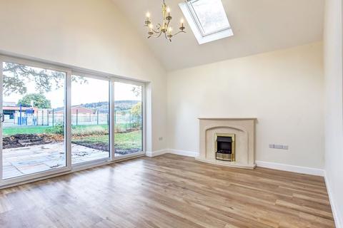 13 Abbotts Close, Congleton, CW12 3JD