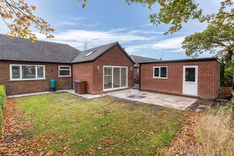 13 Abbotts Close, Congleton, CW12 3JD