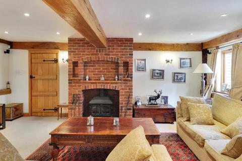 4 bedroom detached house for sale, Thorn Road, Marden Thorn, Tonbridge, Kent, TN12 9LJ