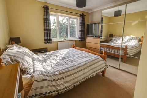 40 Berrybrook Meadow, Exminster, Exeter, EX6 8UA