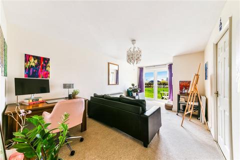 8 Ferguson Close, London, E14 3SH