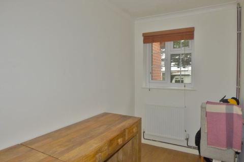 43 Brewers Field, Dartford, DA2 7PL