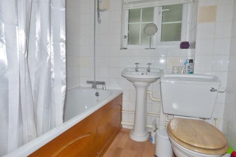 43 Brewers Field, Dartford, DA2 7PL