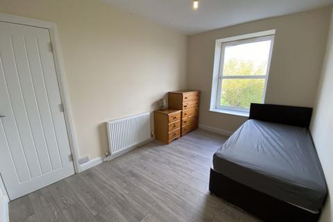 1 bedroom in a house share to rent, Vale Road, Mansfield