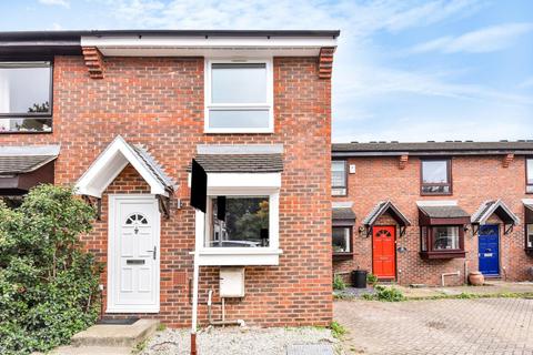 2 bedroom terraced house for sale, Linnet Mews, Clapham South