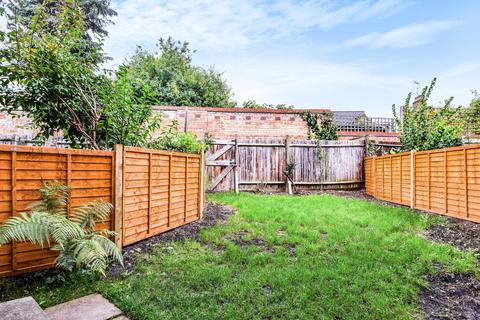 2 bedroom terraced house for sale, Linnet Mews, Clapham South