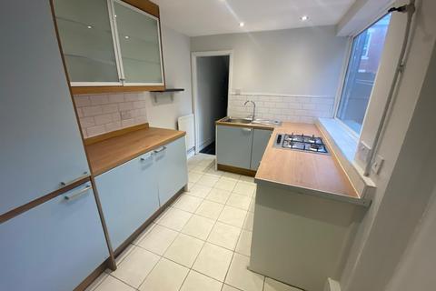 2 bedroom ground floor flat to rent, Croydon Road, Newcastle upon Tyne