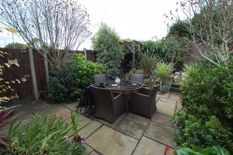 30 Colman Close, Stanford-le-hope, SS17 8RT