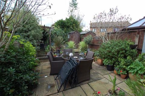30 Colman Close, Stanford-le-hope, SS17 8RT