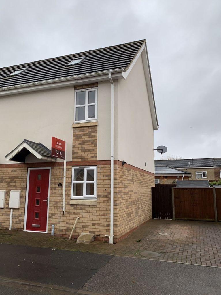 Dunkirk Road, Lincoln 2 bed townhouse £650 pcm (£150 pw)