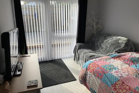 18 Ramsey Close, Ipswich, IP2 9EA