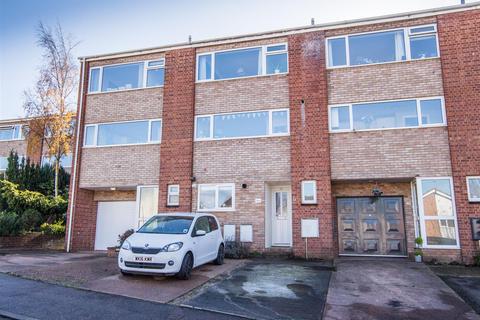 48 Greenway, Crediton, EX17 3LP