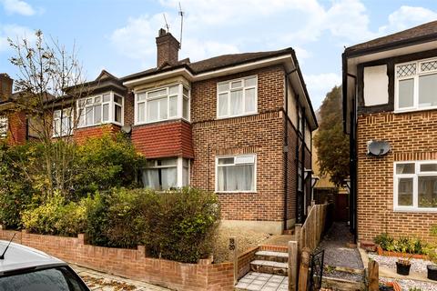 20 Abbots Park, London, SW2 3QD