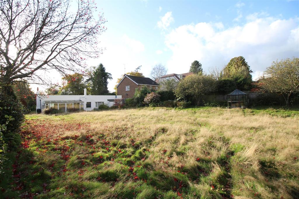 Farthings Hill, Horsham *BUILDING... Land £550,000