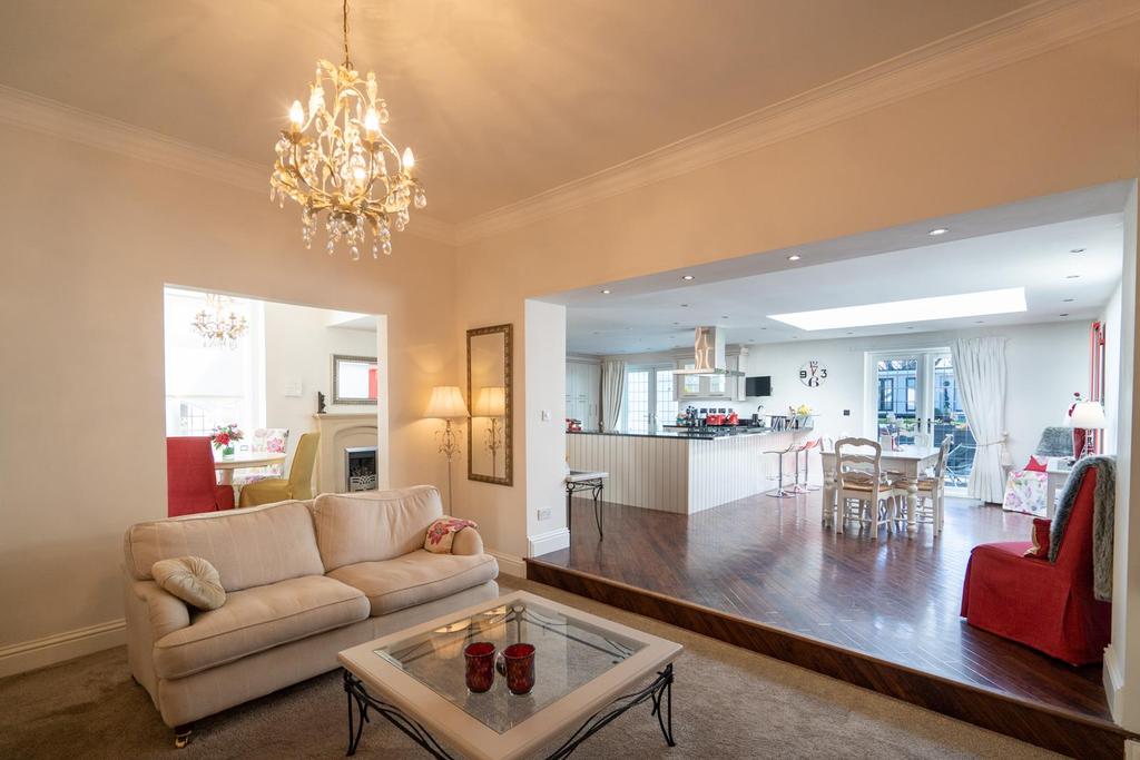 7 Belle Vue-34.jpg