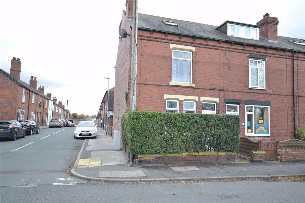 Barleyhill Road, Garforth, Leeds, LS25 3 bed end of terrace house £