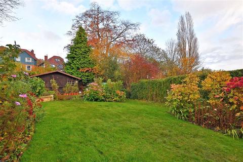 56 Brooklands Crescent, Sheffield, S10 4GG