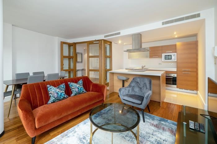 516-Balmoral-Apartaments (7)-700.jpg