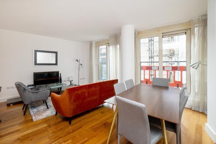 516-Balmoral-Apartaments (8)-700.jpg