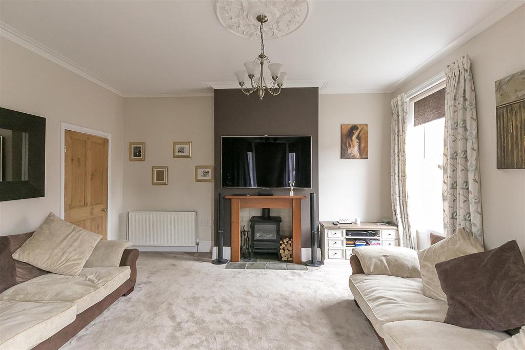 Lodore Road, High West Jesmond, Newcastle upon Tyne 3 bed end of