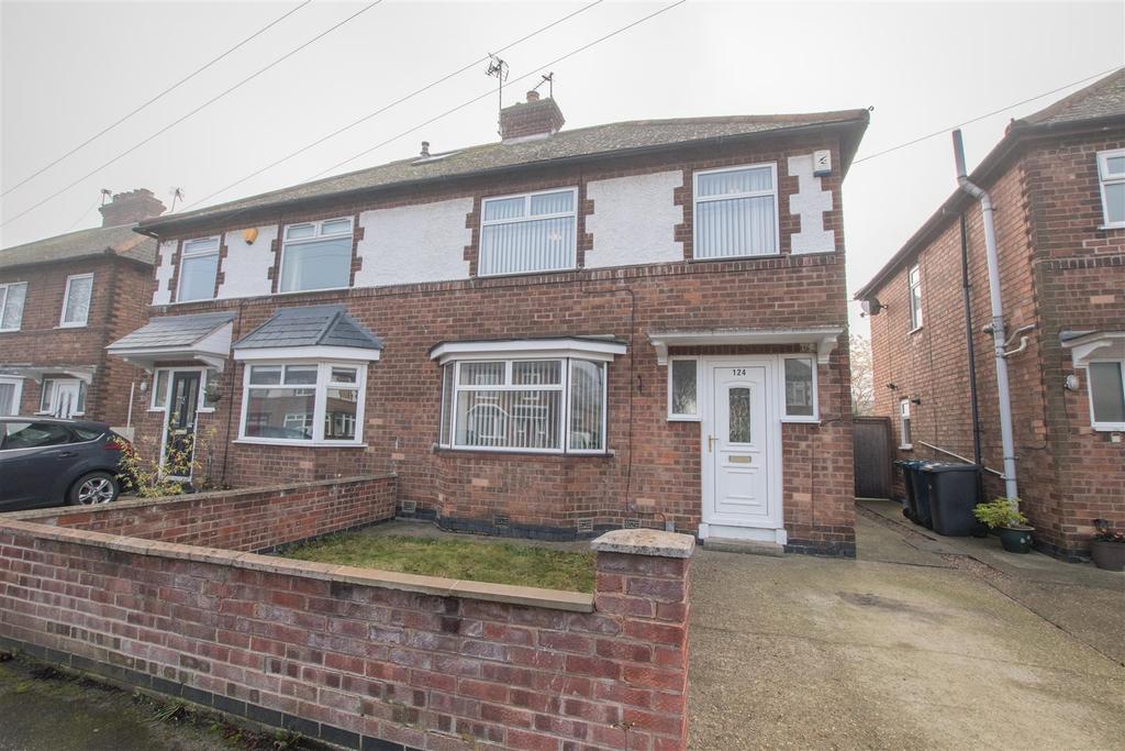 Eltham Road, West Bridgford, Nottingham 3 bed semidetached house £