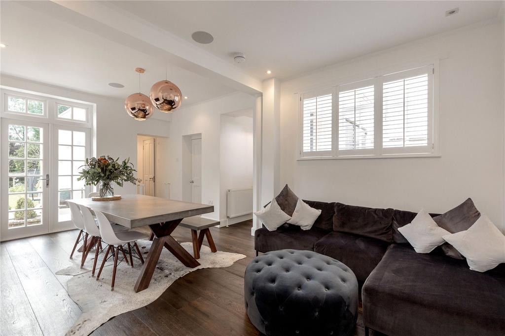 Breakfast Room