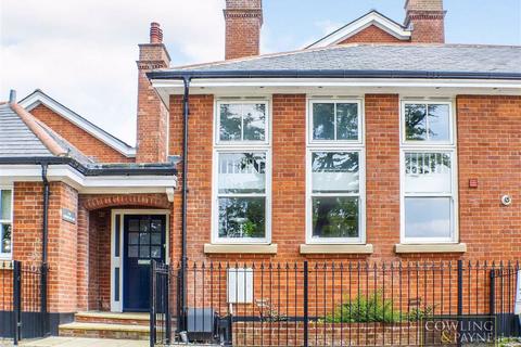 34a Kensington Way, Brentwood, CM14 4RL