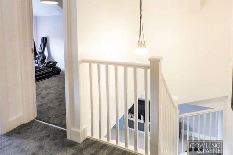 34a Kensington Way, Brentwood, CM14 4RL
