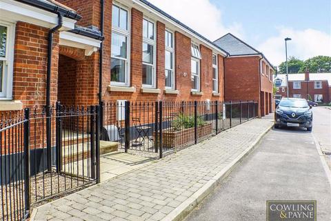 34a Kensington Way, Brentwood, CM14 4RL