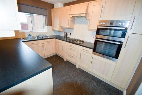 1 Braid Hills Drive, Bransholme, Hull, HU7 4ZN