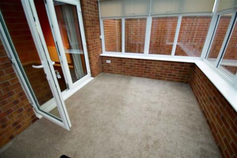 1 Braid Hills Drive, Bransholme, Hull, HU7 4ZN