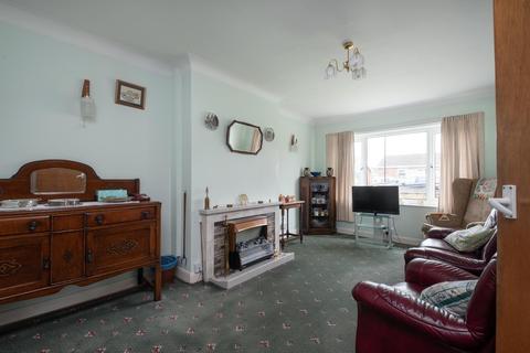43 Meadowfields Close, Easingwold, York, YO61 3DR