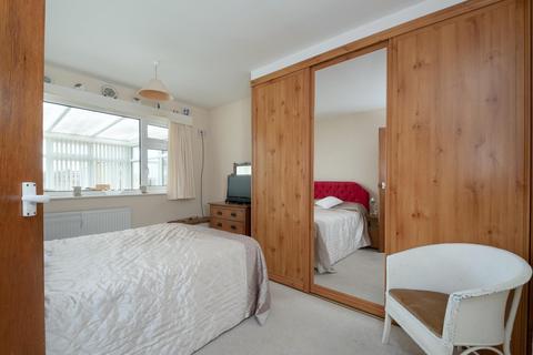 43 Meadowfields Close, Easingwold, York, YO61 3DR