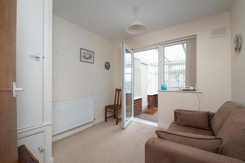 43 Meadowfields Close, Easingwold, York, YO61 3DR