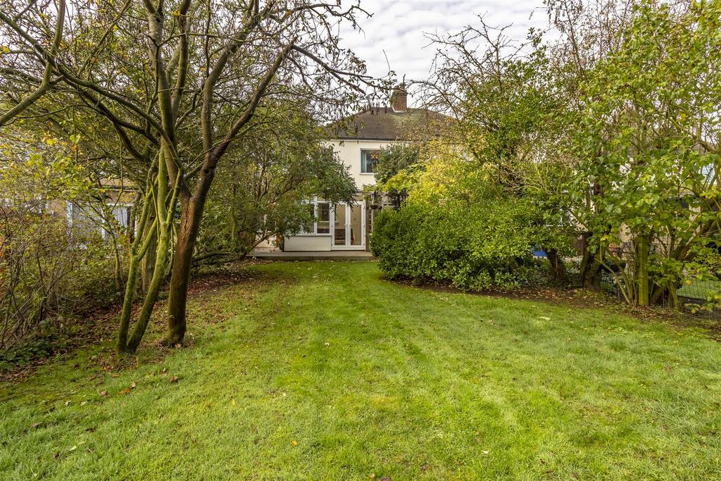 Rear Garden 5.jpg