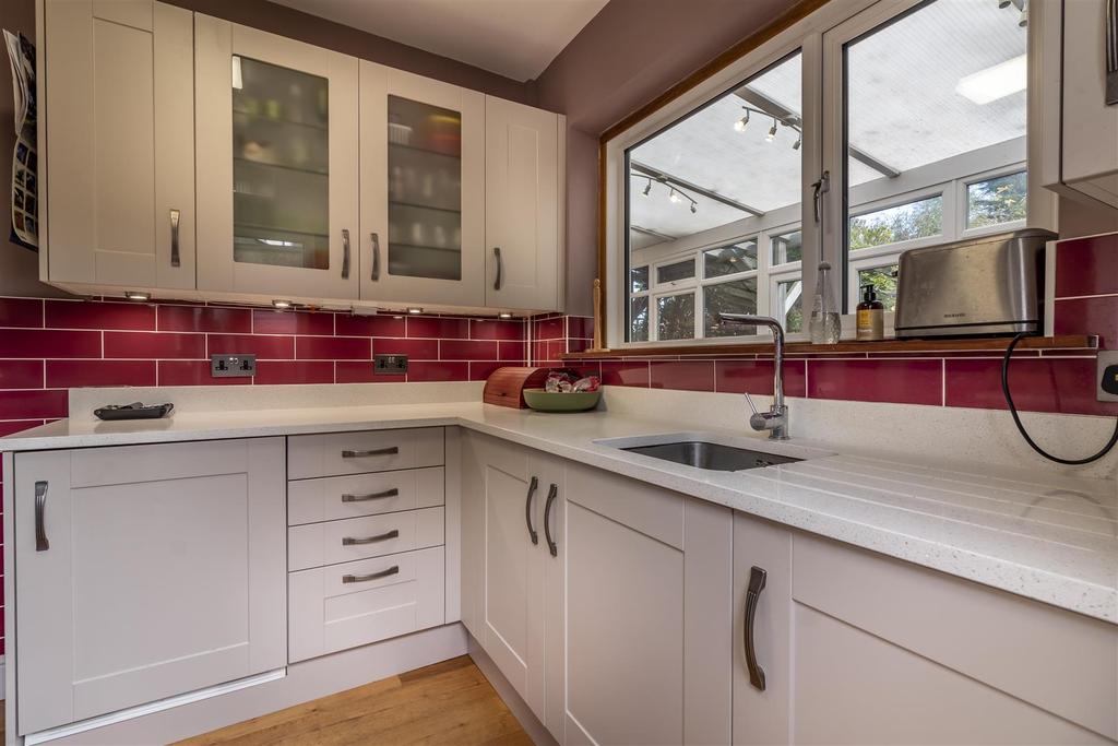 Kitchen 3.jpg