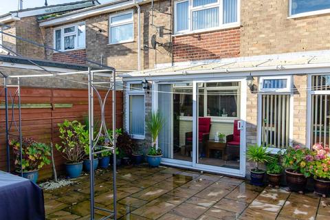 82 Ryecroft Drive, Withernsea, HU19 2LX