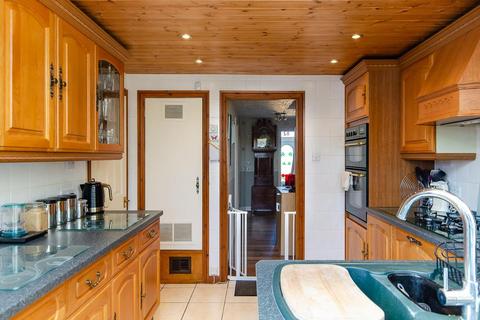 82 Ryecroft Drive, Withernsea, HU19 2LX