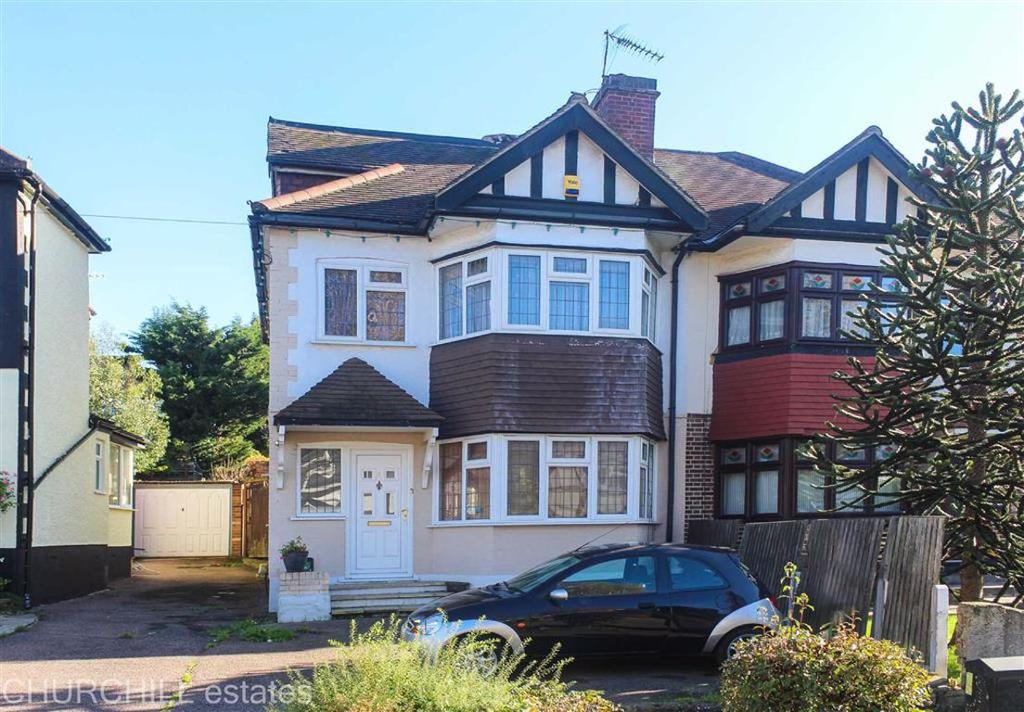 Westview Drive, Woodford Green 3 bed semidetached house £485,000
