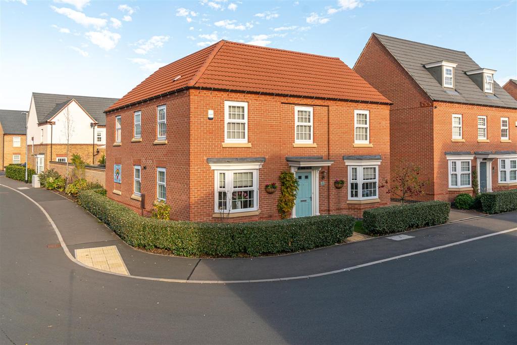 Poppy Close, Cotgrave, Nottingham 4 bed detached house £425,000