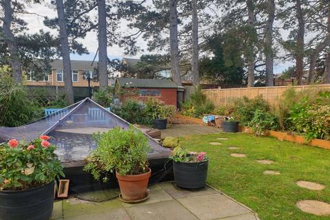 25 Ashley Way, Northampton, NN3 3DZ