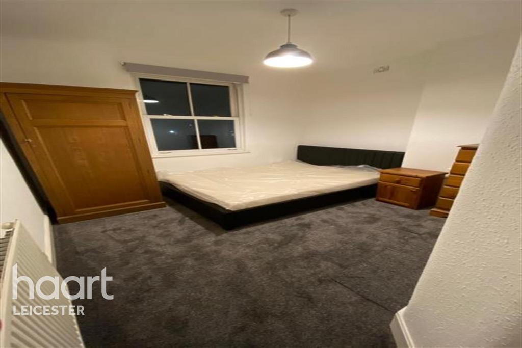 Upperton Road off Narborough Road 1 bed in a house share to rent £550