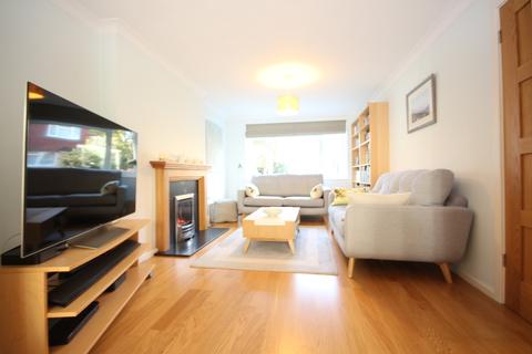 12 Barn Close, Maidenhead, SL6 7HD
