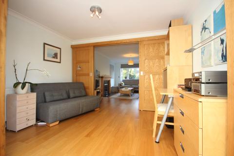 12 Barn Close, Maidenhead, SL6 7HD