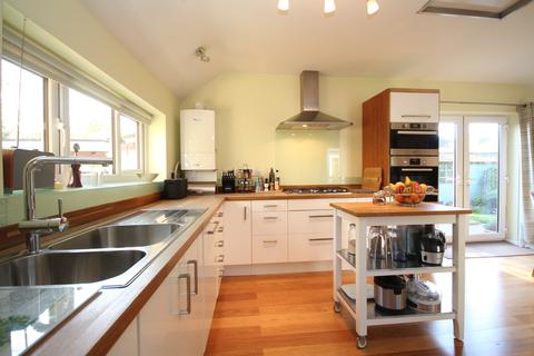 12 Barn Close, Maidenhead, SL6 7HD