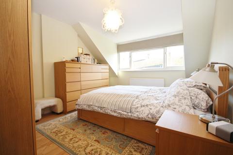 12 Barn Close, Maidenhead, SL6 7HD